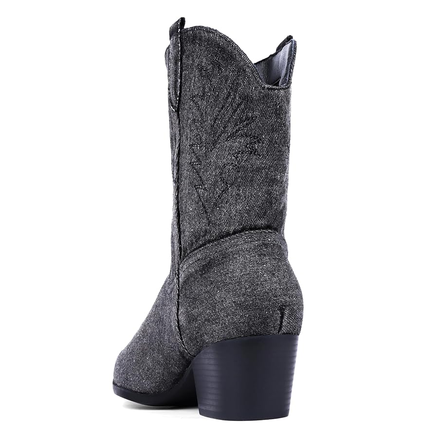 靴 VTMNTS 22AW ANKLE COWBOY Boots Buy VTMNTS men black leather cowboy ankle boots for $740